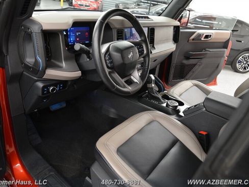 Used 2024 Ford Bronco Wildtrak image 12