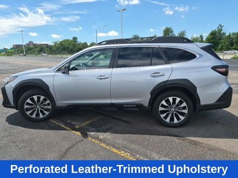 Used 2024 Subaru Outback Limited AWD/4WD image 8