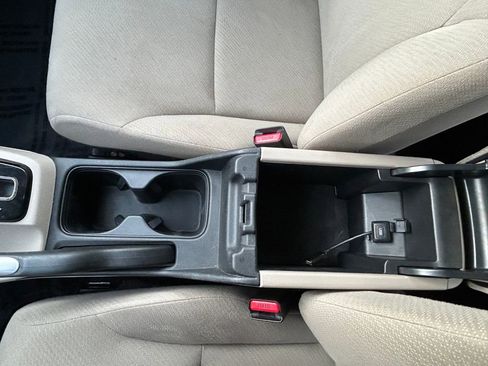 Used 2013 Honda Civic LX image 30