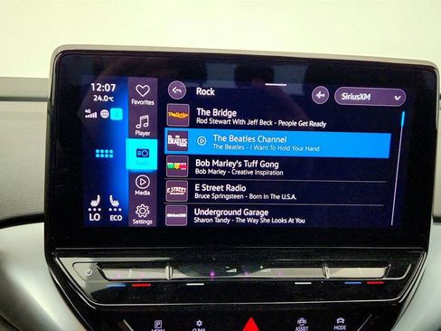 Used 2021 Volkswagen ID.4 Pro image 17