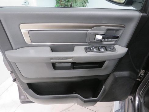 Used 2017 RAM 1500 Lone Star RWD image 22