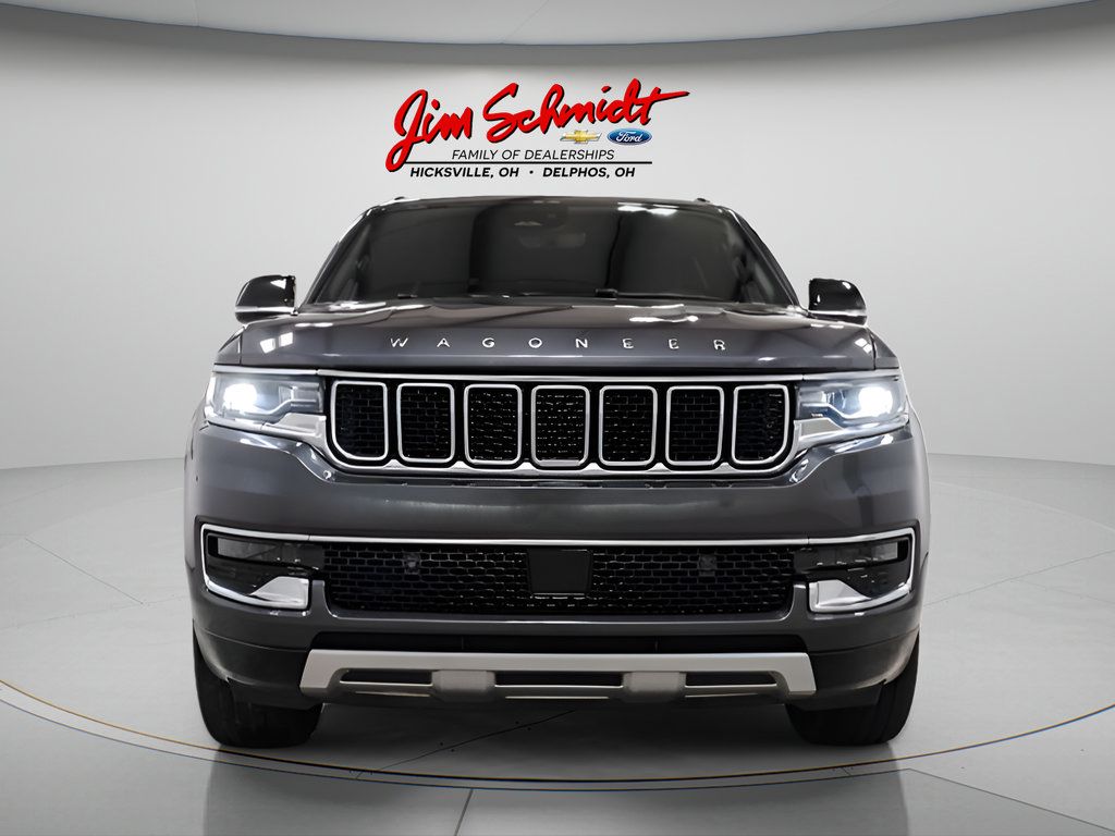 Used 2025 Jeep Wagoneer Series II w/ 8-Passenger Seating Package AWD/4WD image 2