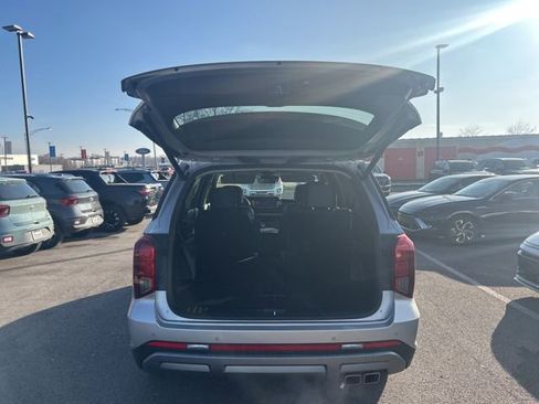 Used 2024 Hyundai Palisade Limited image 32