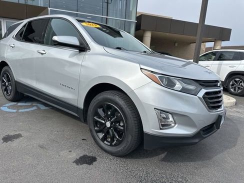 Used 2019 Chevrolet Equinox LT image 3