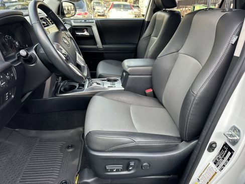 Used 2024 Toyota 4Runner SR5 Premium image 14