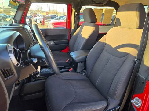 Used 2013 Jeep Wrangler Sport image 17