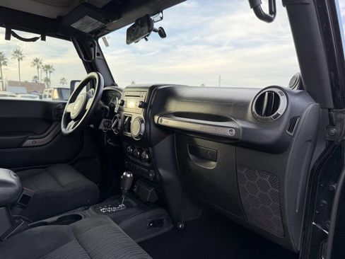 Used 2012 Jeep Wrangler Unlimited Sport image 16