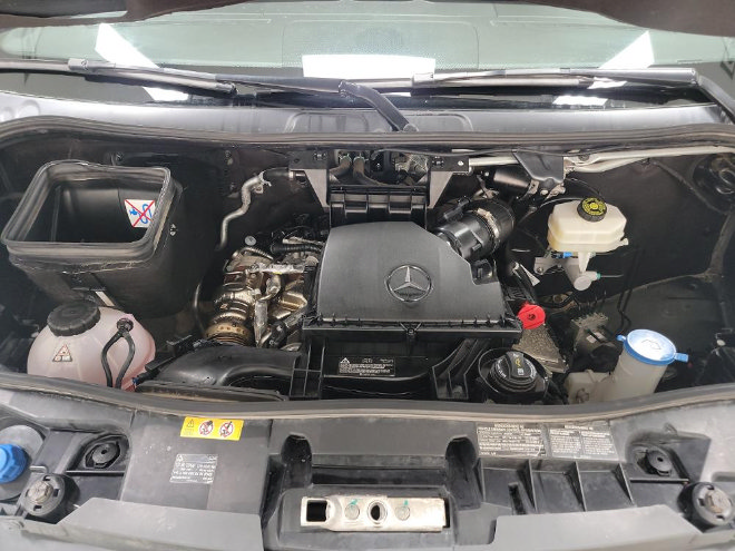 Used 2023 Mercedes-Benz Sprinter 2500 image 17