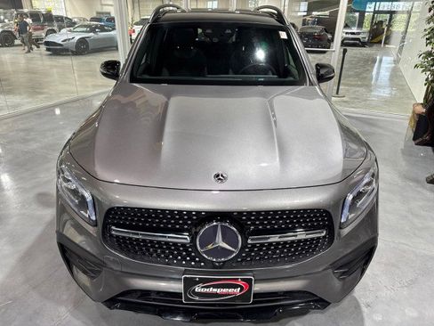 Used 2021 Mercedes-Benz GLB 250 4MATIC image 17