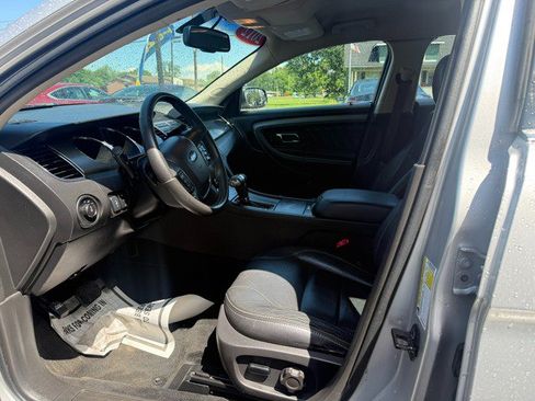 Used 2012 Ford Taurus SEL FWD image 10