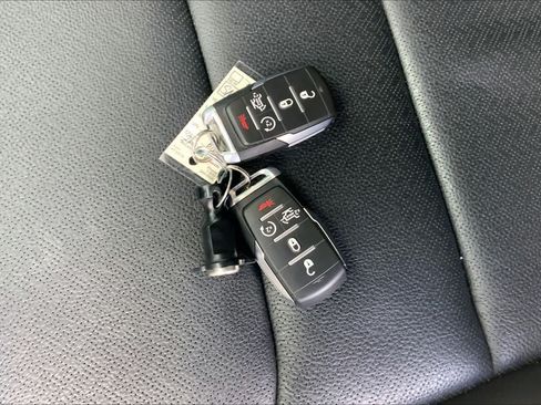 Used 2025 RAM 1500 Laramie w/ Night Edition AWD/4WD image 15