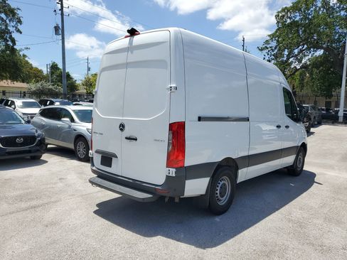 Used 2023 Mercedes-Benz Sprinter 144 Cargo image 3