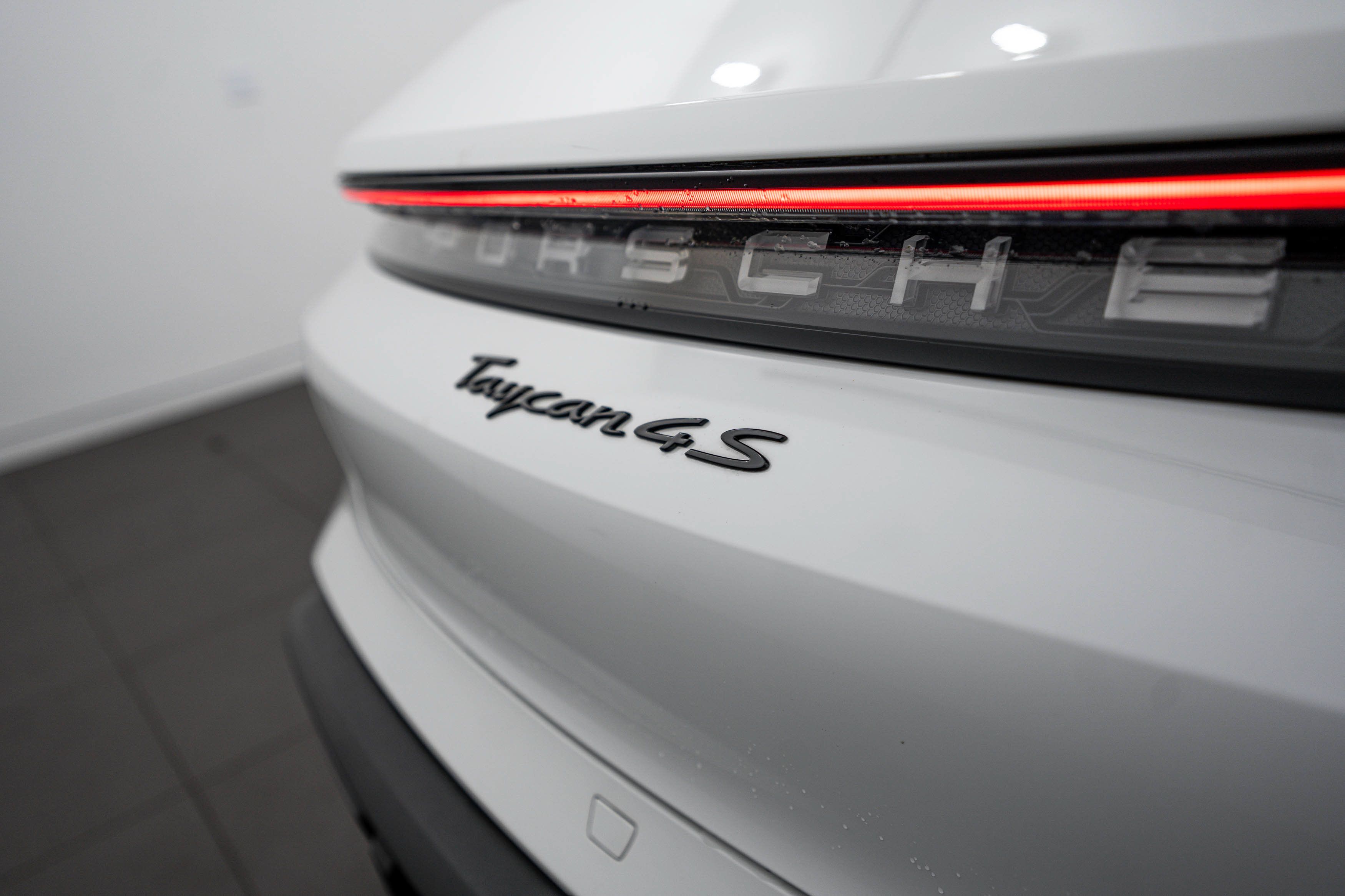 Certified 2023 Porsche Taycan 4S AWD/4WD image 26