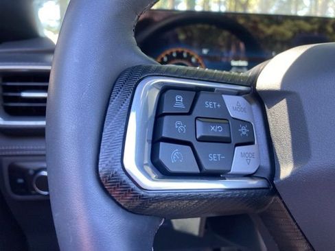 Used 2025 Ford Mustang GT Premium image 27