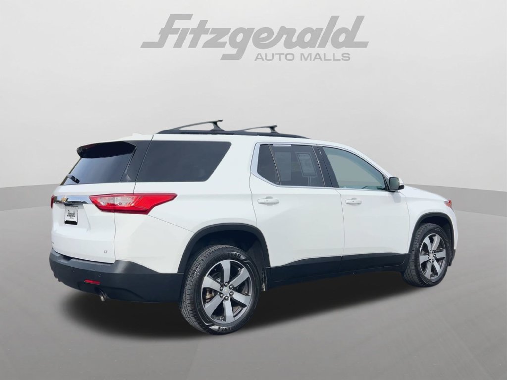 Used 2019 Chevrolet Traverse LT w/ LT Premium Package AWD/4WD image 8