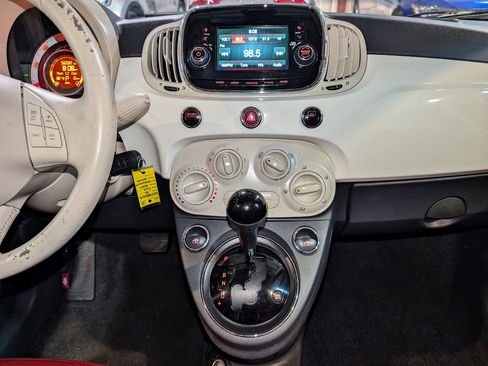 Used 2016 FIAT 500 Pop w/ Italia Package image 26