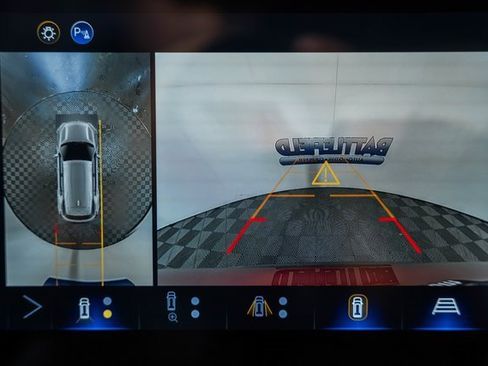 New 2026 Chevrolet Equinox LT w/ Convenience Package II image 39