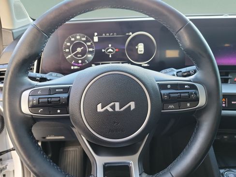 Used 2023 Kia Sportage SX FWD image 17