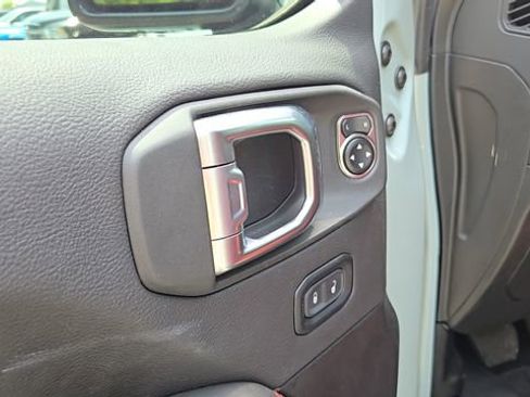 Certified 2024 Jeep Wrangler Unlimited Rubicon 392 image 11