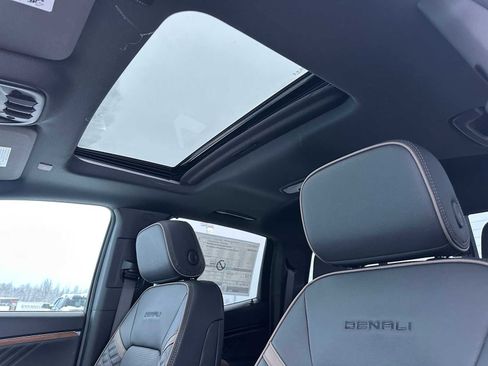 New 2026 GMC Canyon Denali image 22