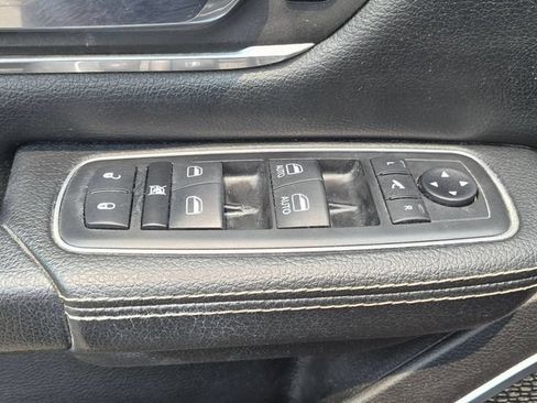 Used 2020 RAM 1500 Laramie AWD/4WD image 15