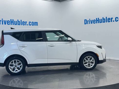 Used 2023 Kia Soul LX w/ Option Group 015 image 4