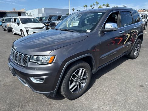 Used 2018 Jeep Grand Cherokee Limited RWD image 12