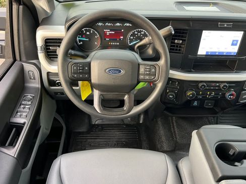 New 2026 Ford F550 4x4 Crew Cab Super Duty image 15