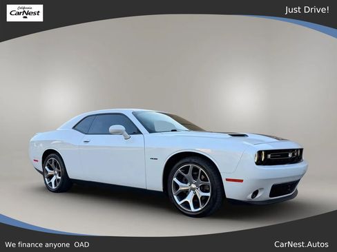 Used 2015 Dodge Challenger R/T Plus RWD image 1