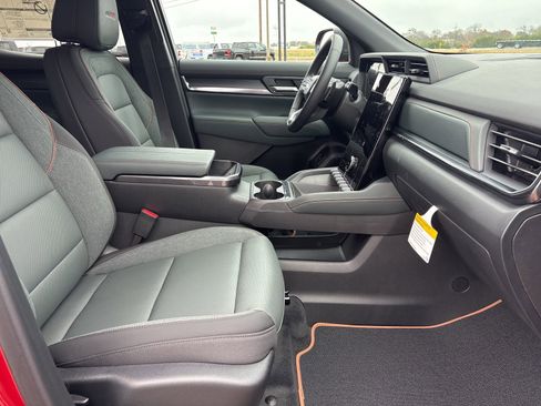 New 2026 GMC Terrain AT4 w/ Technology Package II image 14