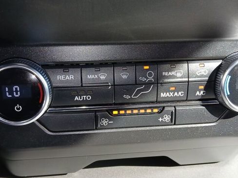 Used 2019 Ford Expedition XLT w/ Equipment Group 201A image 37