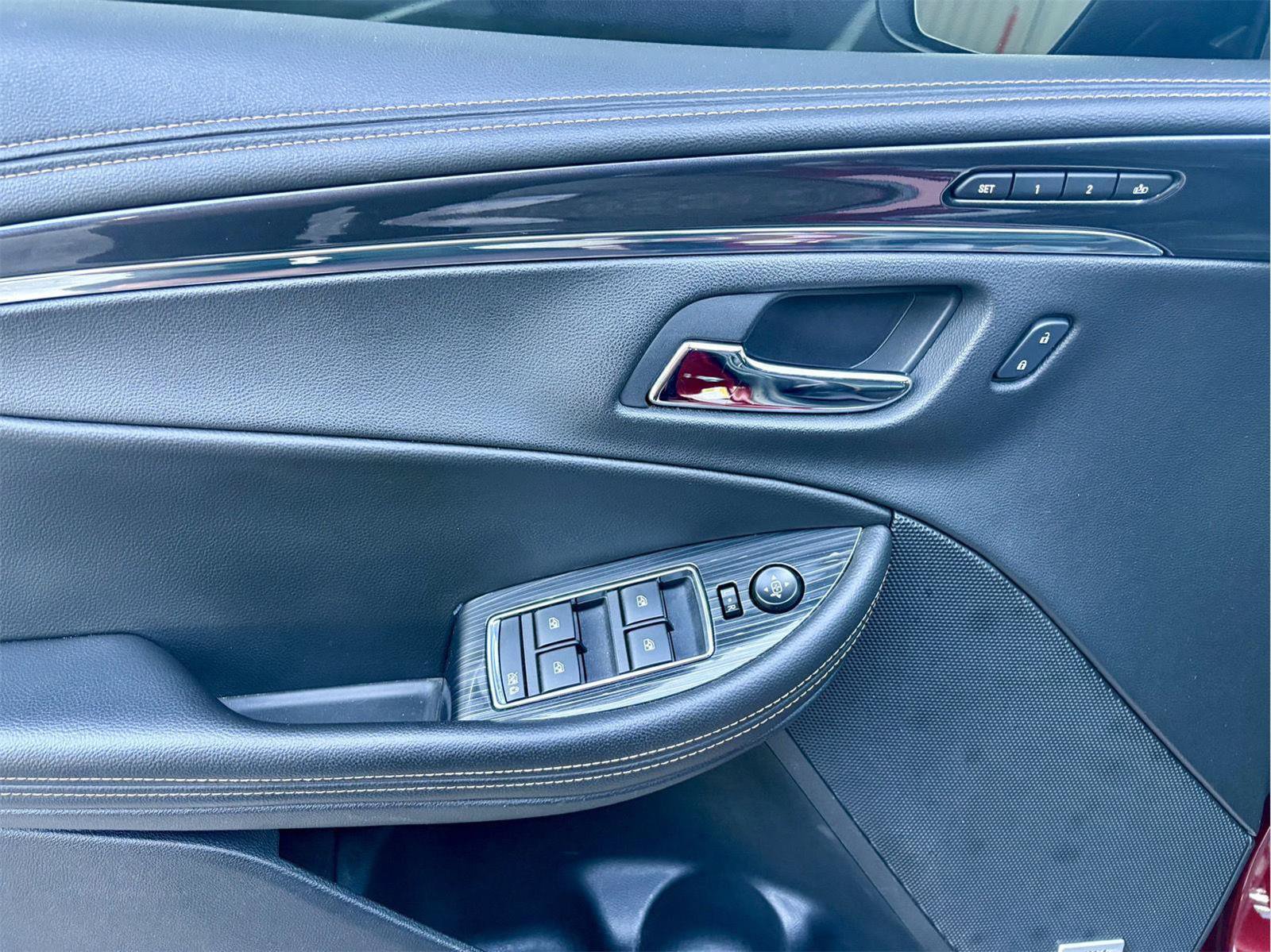 Used 2016 Chevrolet Impala LTZ w/ Enhanced Convenience Package FWD image 16