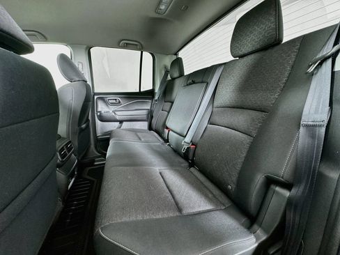 Used 2025 Honda Ridgeline Sport image 31
