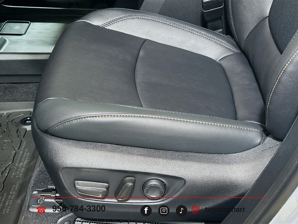 New 2026 Toyota Sienna XLE Woodland Edition AWD/4WD image 20