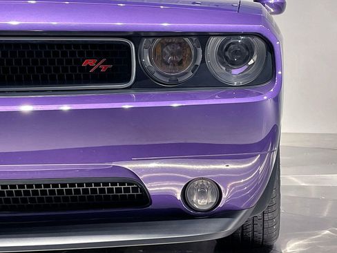 Used 2013 Dodge Challenger R/T image 21