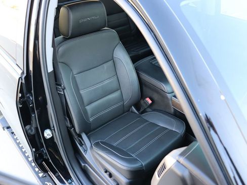 Used 2017 GMC Sierra 1500 Denali w/ Denali Ultimate Package image 30