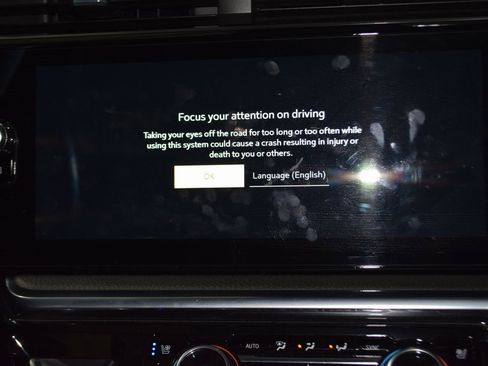 Used 2024 GMC Sierra 2500 Denali w/ Denali Reserve Package image 29