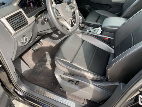 Used 2021 Volkswagen Atlas SEL image 12