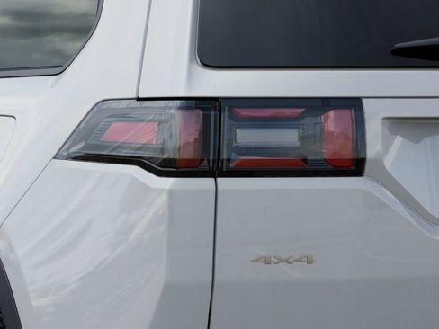 New 2026 Jeep Cherokee Laredo AWD/4WD image 9