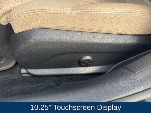 Used 2021 Mercedes-Benz C 300 Sedan image 13
