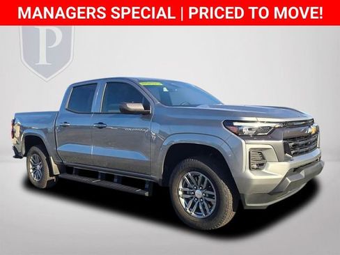 New 2025 Chevrolet Colorado LT w/ LT Convenience Package image 2
