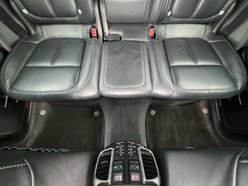 Used 2012 Porsche Cayenne S image 41