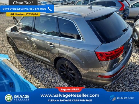 Used 2017 Audi Q7 3.0T Premium Plus w/ Premium Plus Package AWD/4WD image 3