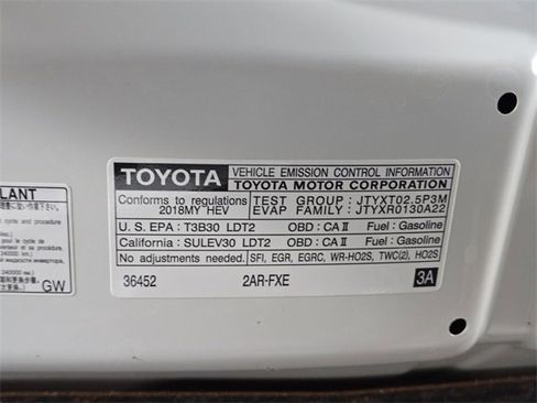 Used 2018 Toyota RAV4 Limited w/ Advanced Technology Package image 27