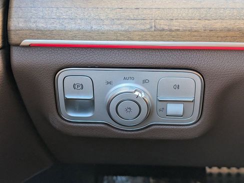 Certified 2024 Mercedes-Benz GLS 450 4MATIC image 18