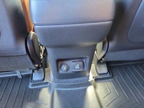 Used 2024 Kia Telluride SX Prestige X-Pro image 17