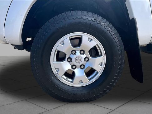 Used 2010 Toyota Tacoma PreRunner RWD image 10