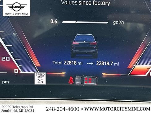 Used 2025 BMW X7 M60i AWD/4WD image 27
