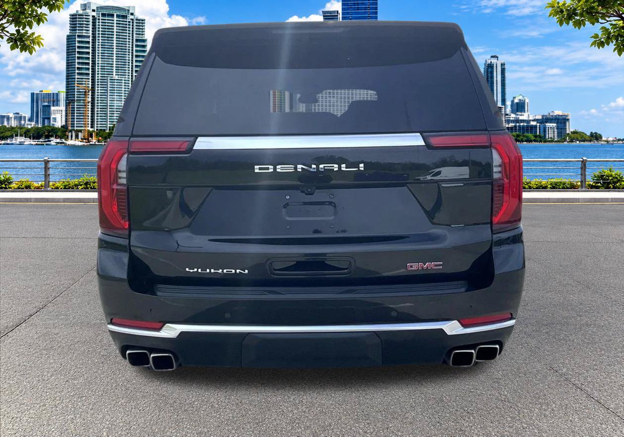 Used 2025 GMC Yukon XL Denali AWD/4WD image 7