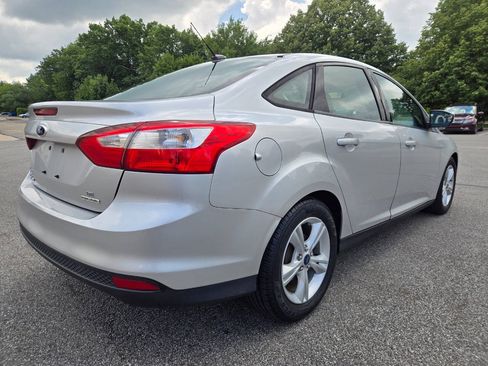 Used 2014 Ford Focus SE FWD image 10